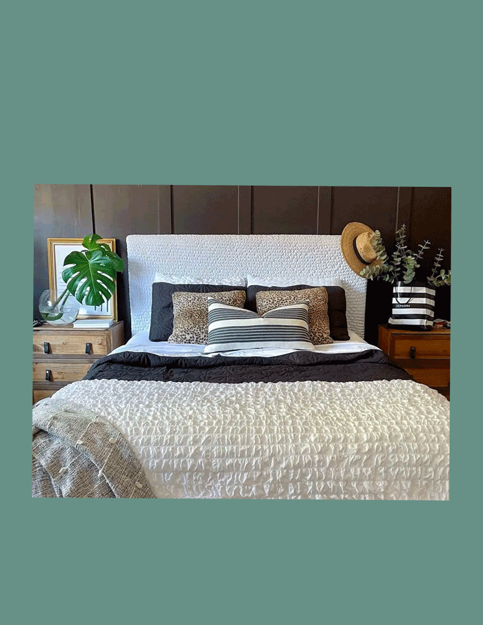 How to Design a Perfect Dark Bohemian Bedroom 👩‍💻 Mamma Mia Covers